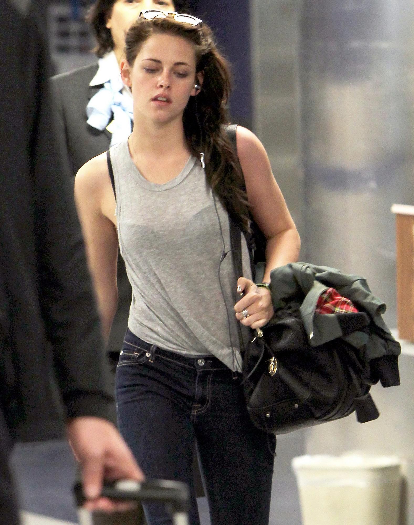 Kristen Stewart is One of most celebrated ans sexy actresses of ...